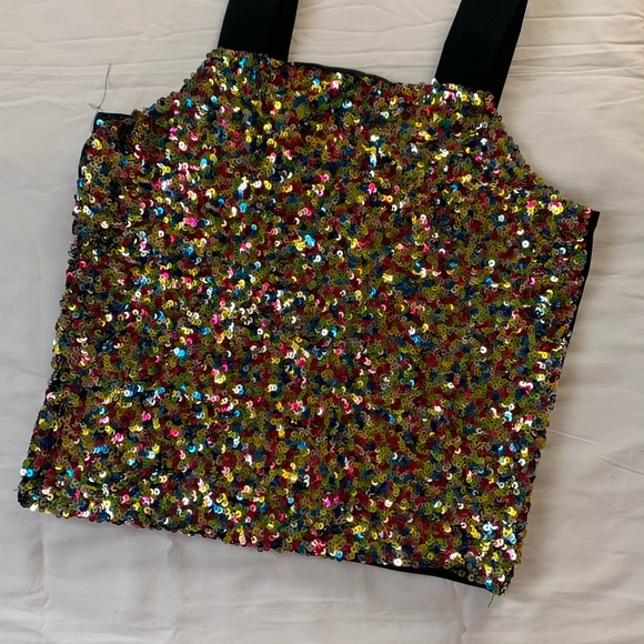 💥SALE💥Sequin top - Picture 2 of 4